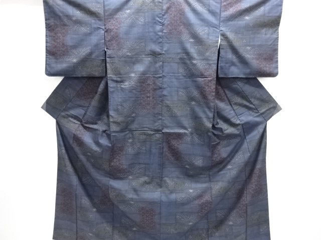 JAPANESE KIMONO / SILK / DORO OSHIMA TSUMUGI / WOVEN FLORAL CREST & DISTANT MOUNTAINS